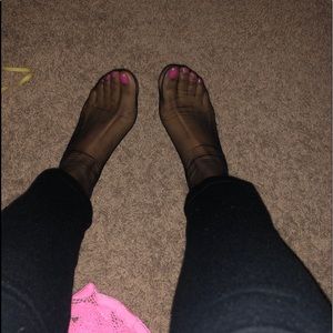 Nylon anklets and pantyhose